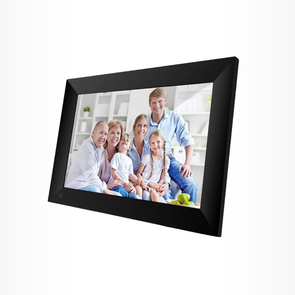 8. Um porta-retratos digital para exibir fotos de família 